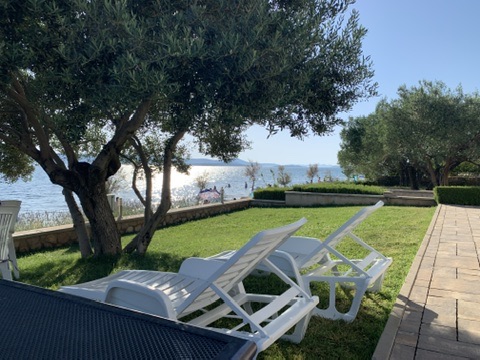 outsource ecommerce customer service