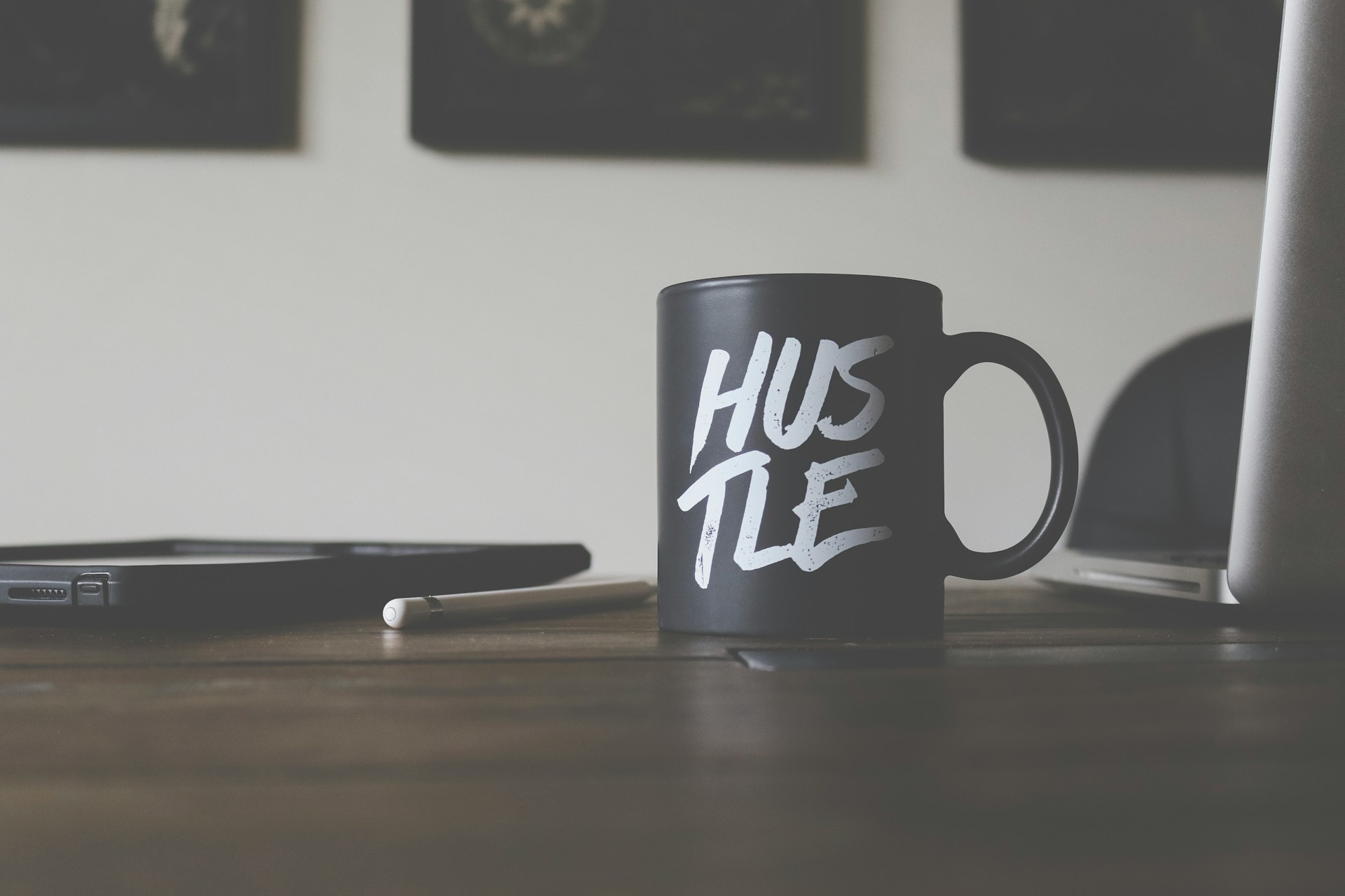 How to Hire an Executive Assistant — 12 Mistakes I’ve Learned the Hard Way